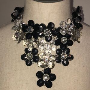 Beautiful necklace set